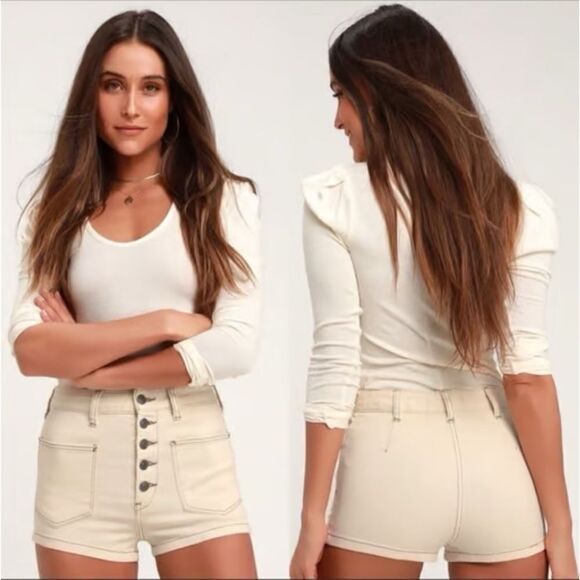 NWT Free People x We The Free Bridgette Button Fly Denim Shorts in Ecru, Size 24 - Picture 10 of 15